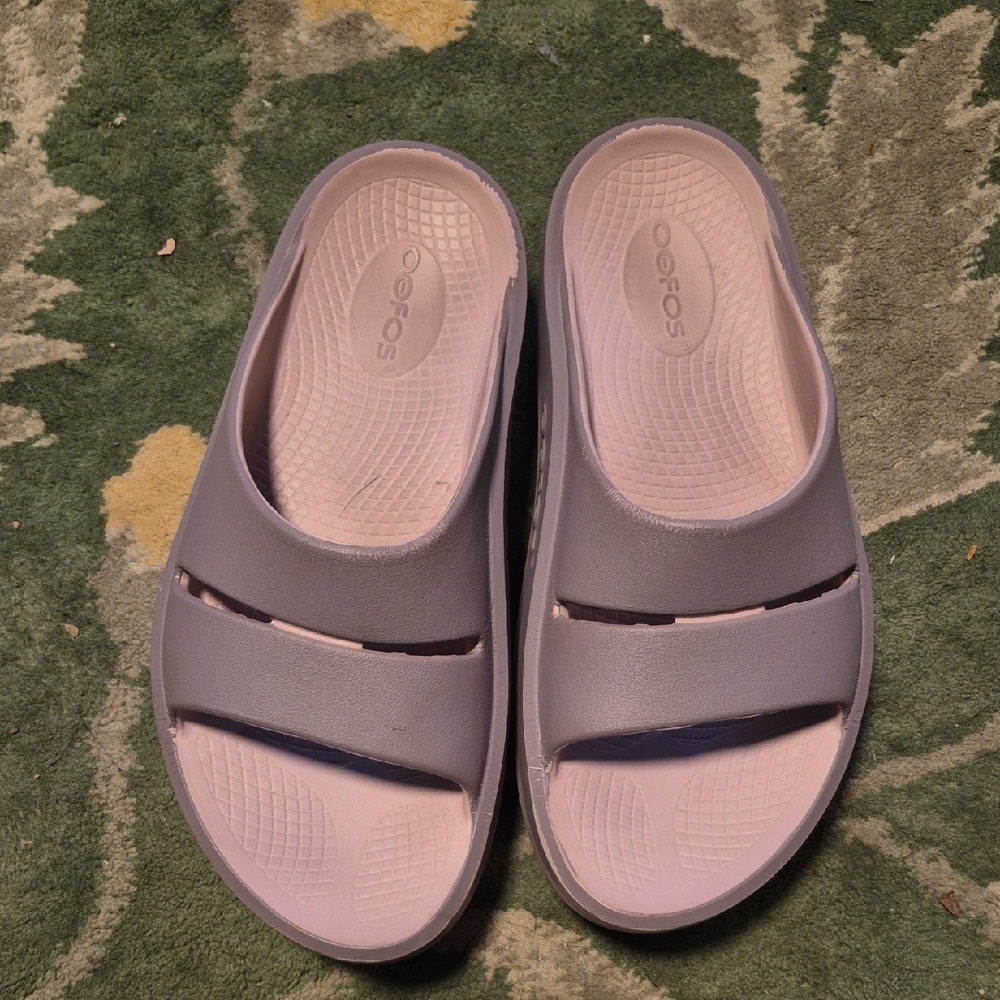 OOFOS Lavender and Gray Slide Sandals
